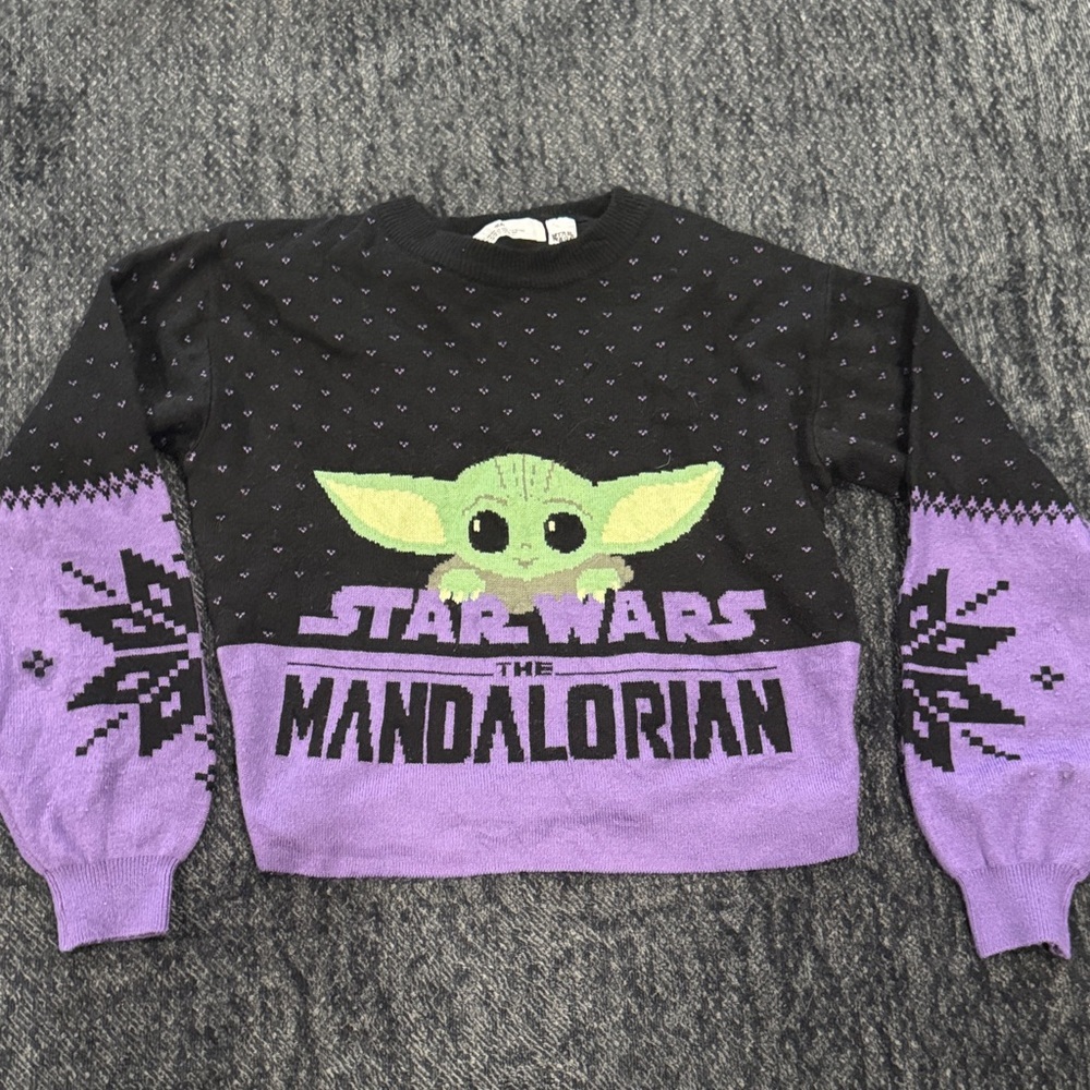 H&M Black and Purple Star Wars Sweater